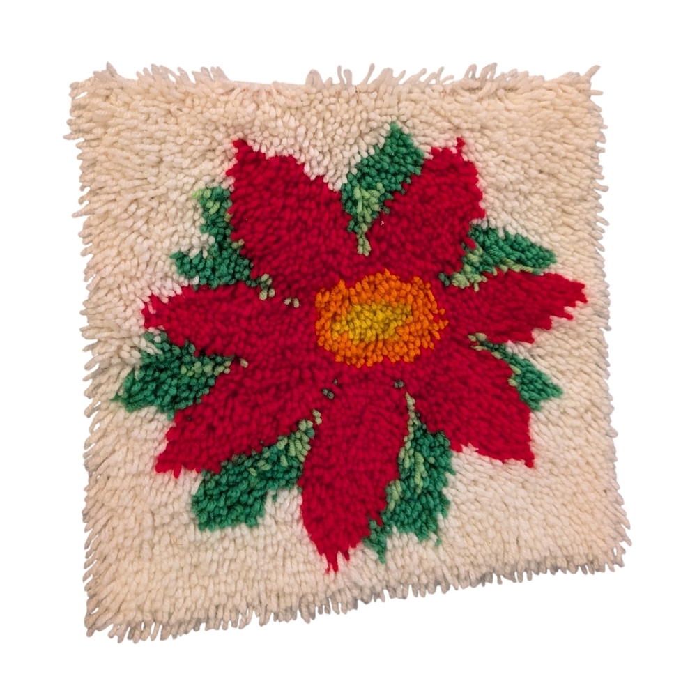 Vintage Christmas Poinsettia Latch Hook Rug Wall Decor